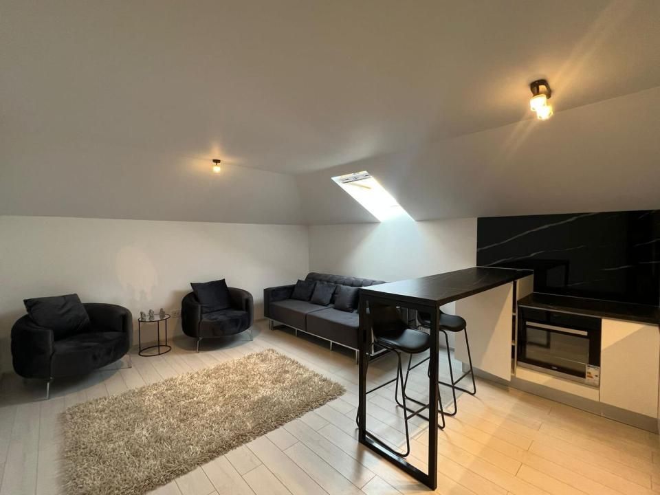 Apartament cu 2 camere de vânzare în Central, Chiajna – fotografia 1 din 11