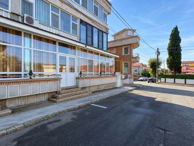 Apartament cu 3 camere de vânzare în Eforie Nord – fotografia 3 din 18