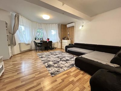 Casă cu 7 camere de vânzare în Central, Pantelimon – fotografia 5 din 20