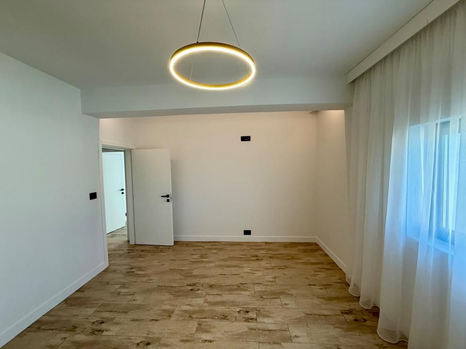 Casă cu 4 camere de vânzare în Nord-Est, Afumați – fotografia 10 din 18