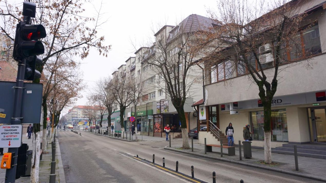 Spațiu comercial cu 2 camere de închiriat în Ultracentral, Râmnicu Vâlcea – fotografia 12 din 12