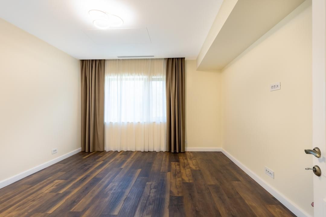 Casă cu 5 camere de vânzare în Ultracentral, Tunari – fotografia 16 din 34