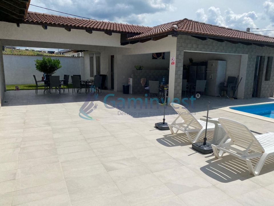 Hotel / pensiune cu 10 camere de vânzare în Cihei – fotografia 3 din 16