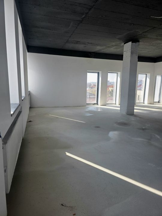 Spațiu comercial cu 4 camere de închiriat în Faleza Nord, Constanța – fotografia 28 din 43