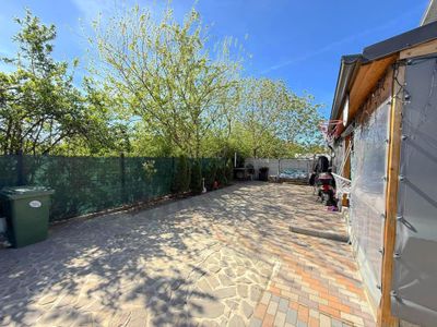 Casă cu 4 camere de vânzare în Central, Berceni – fotografia 3 din 44