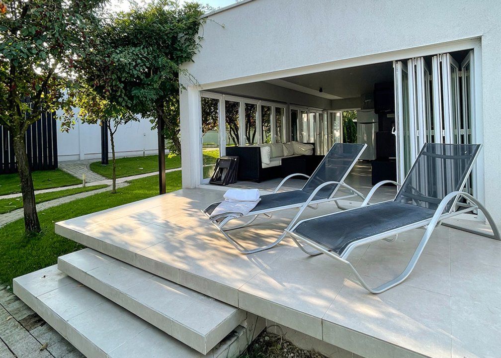Casă cu 15 camere de vânzare în Mogoșoaia – fotografia 5 din 48