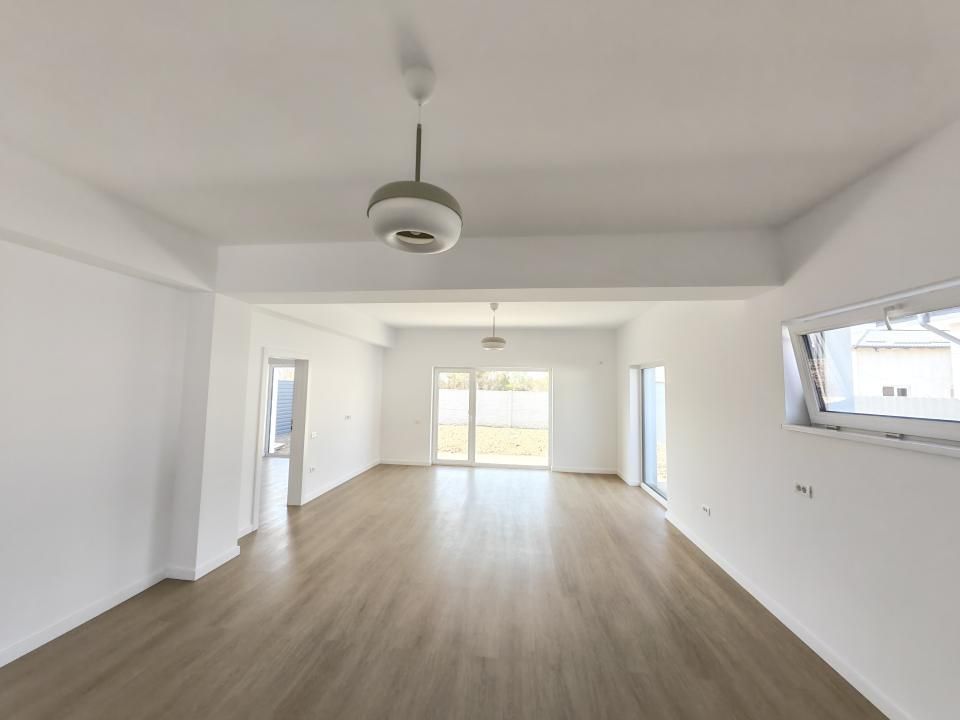 Casă cu 4 camere de vânzare în Tunari – fotografia 6 din 26