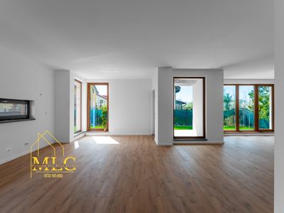 Casă cu 5 camere de vânzare în Central, Saftica – fotografia 2 din 20