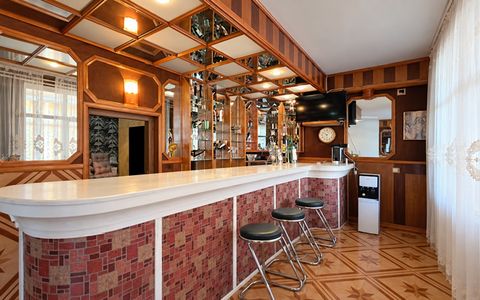 Apartament cu 3 camere de vânzare în Eforie Nord