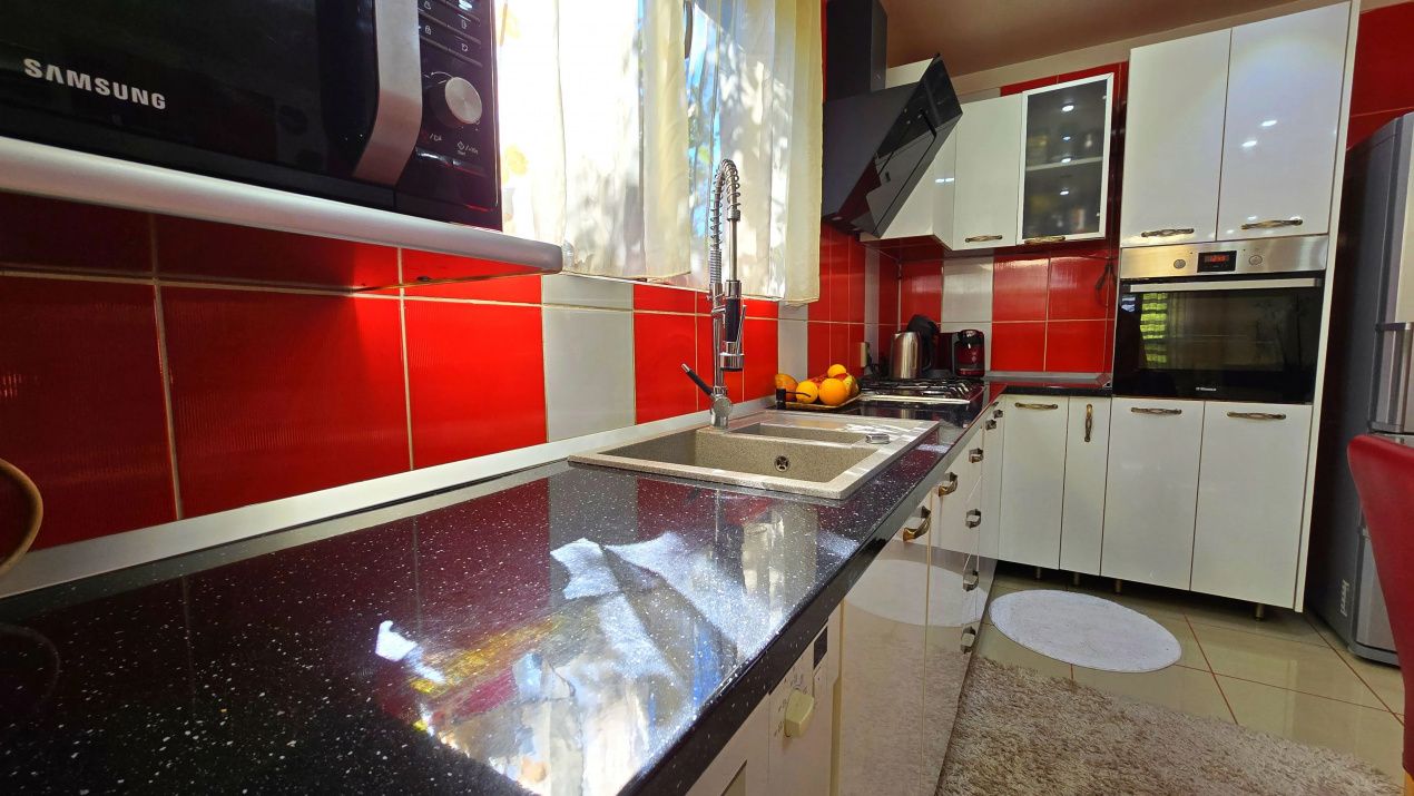 Casă cu 8 camere de vânzare în Central, Afumați – fotografia 35 din 91