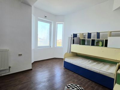 Casă cu 6 camere de vânzare în Km 5, Constanța – fotografia 4 din 18