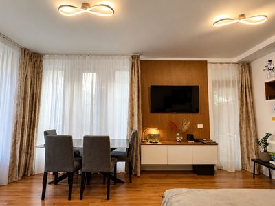 Casă cu 4 camere de vânzare în Nord, Mamaia – fotografia 3 din 29