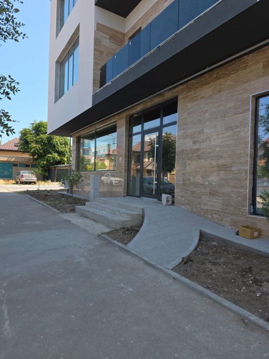 Spațiu comercial cu 4 camere de închiriat în Faleza Nord, Constanța – fotografia 6 din 43