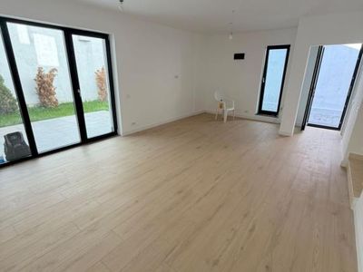 Casă cu 4 camere de vânzare în Chitila, București – fotografia 2 din 19