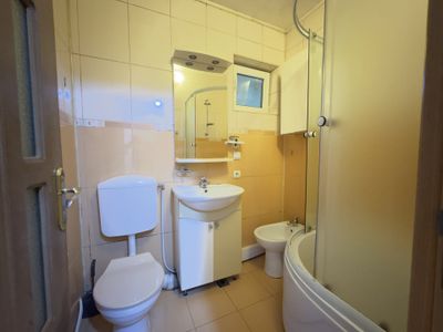 Apartament cu 2 camere de vânzare în Milcov, Bacău – fotografia 5 din 11