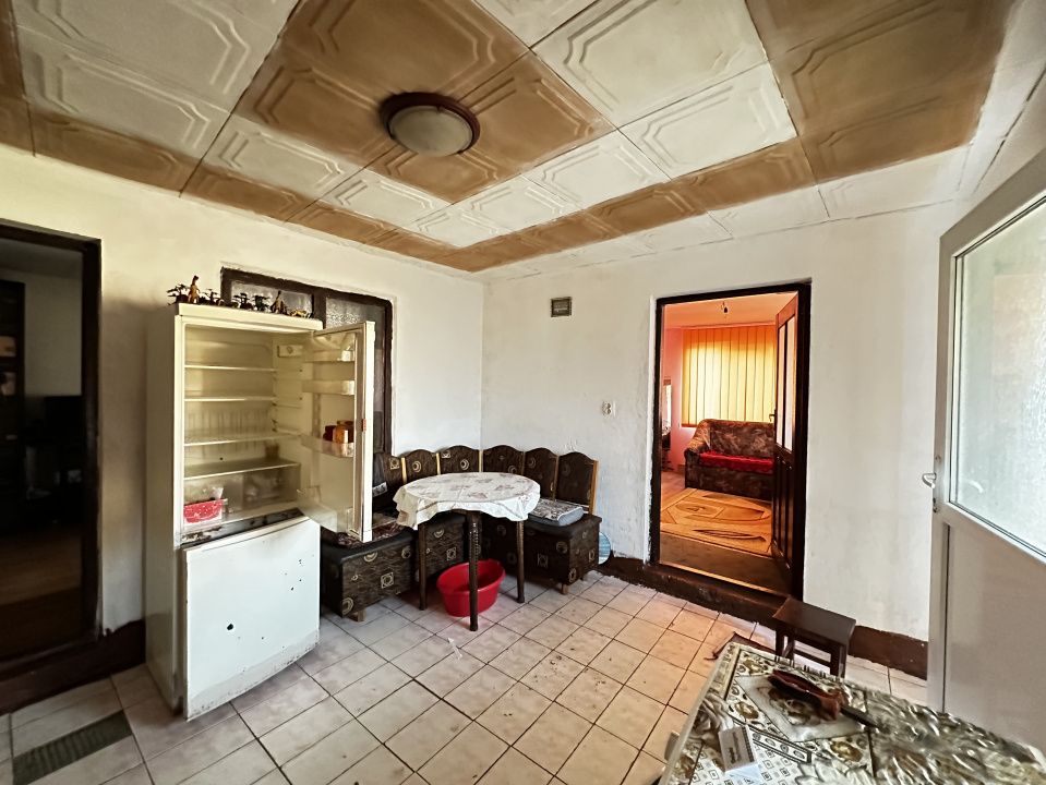 Casă cu 3 camere de vânzare în Central, Ighiu – fotografia 1 din 20