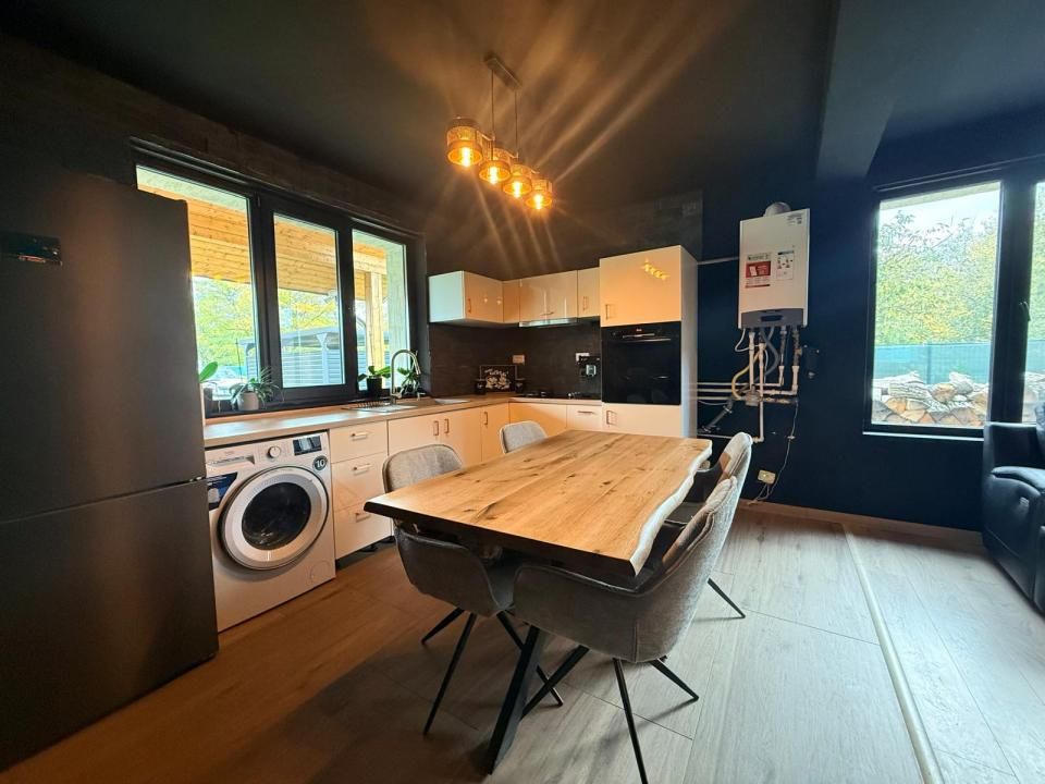 Casă cu 4 camere de vânzare în Central, Satu Nou – fotografia 6 din 24