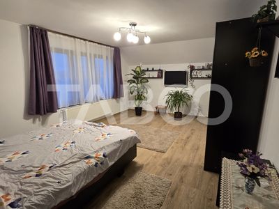 Casă cu 5 camere de vânzare în Piata Cluj, Sibiu – fotografia 3 din 16