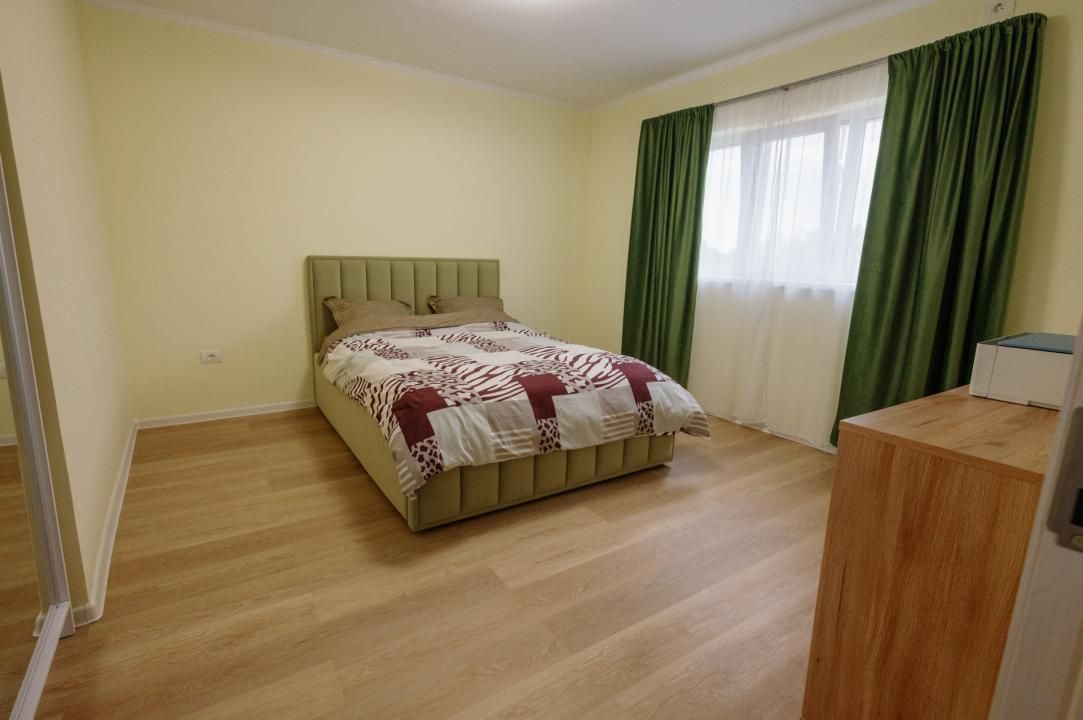 Casă cu 4 camere de vânzare în Trivale, Pitești – fotografia 12 din 21