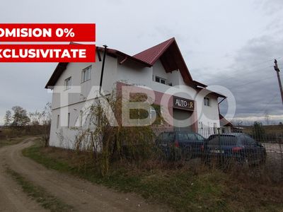 Casă cu 10 camere de vânzare în Rausor – fotografia 2 din 24