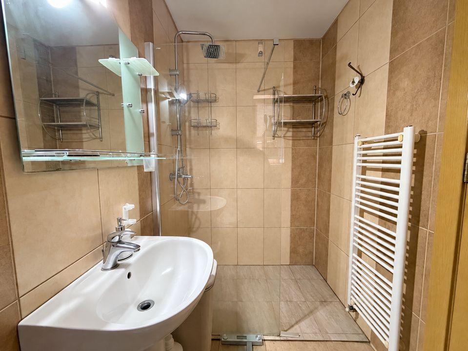 Casă cu 5 camere de vânzare în Central, Sânandrei – fotografia 7 din 22
