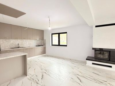 Casă cu 4 camere de vânzare în Sud-Vest, Cisnadioara – fotografia 5 din 25