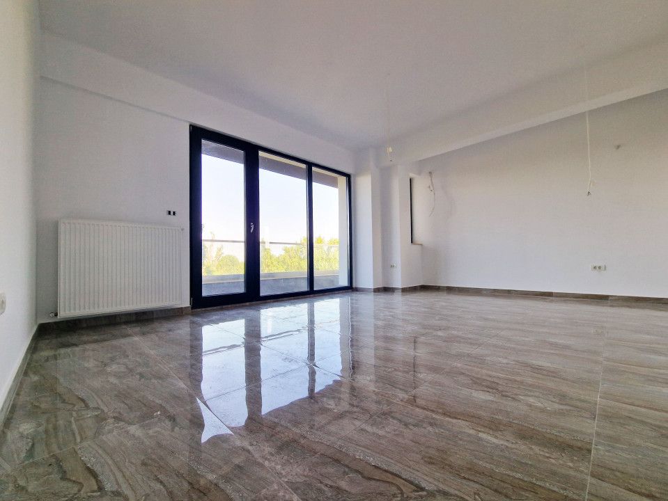 Apartament cu 3 camere de vânzare în Mamaia – fotografia 1 din 15