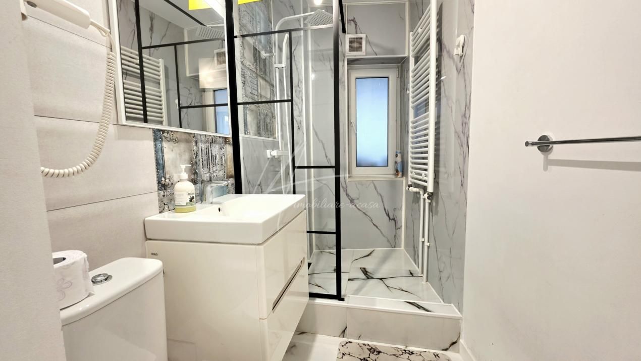 Apartament cu 3 camere de vânzare în Unirii, București – fotografia 46 din 60