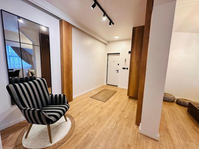 Apartament cu 3 camere de vânzare în Sisesti, București – fotografia 2 din 11