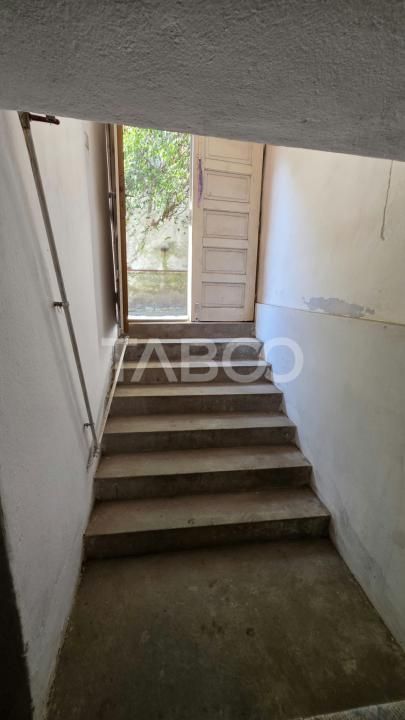 Casă cu 2 camere de vânzare în Petresti – fotografia 9 din 16