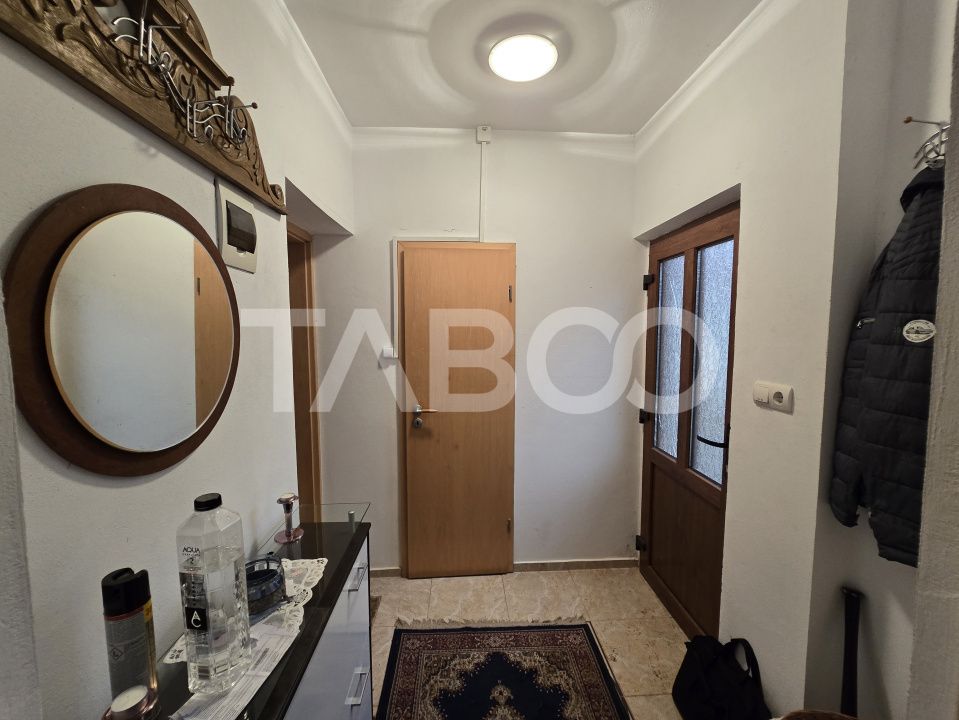 Casă cu 6 camere de vânzare în Nou – fotografia 7 din 27