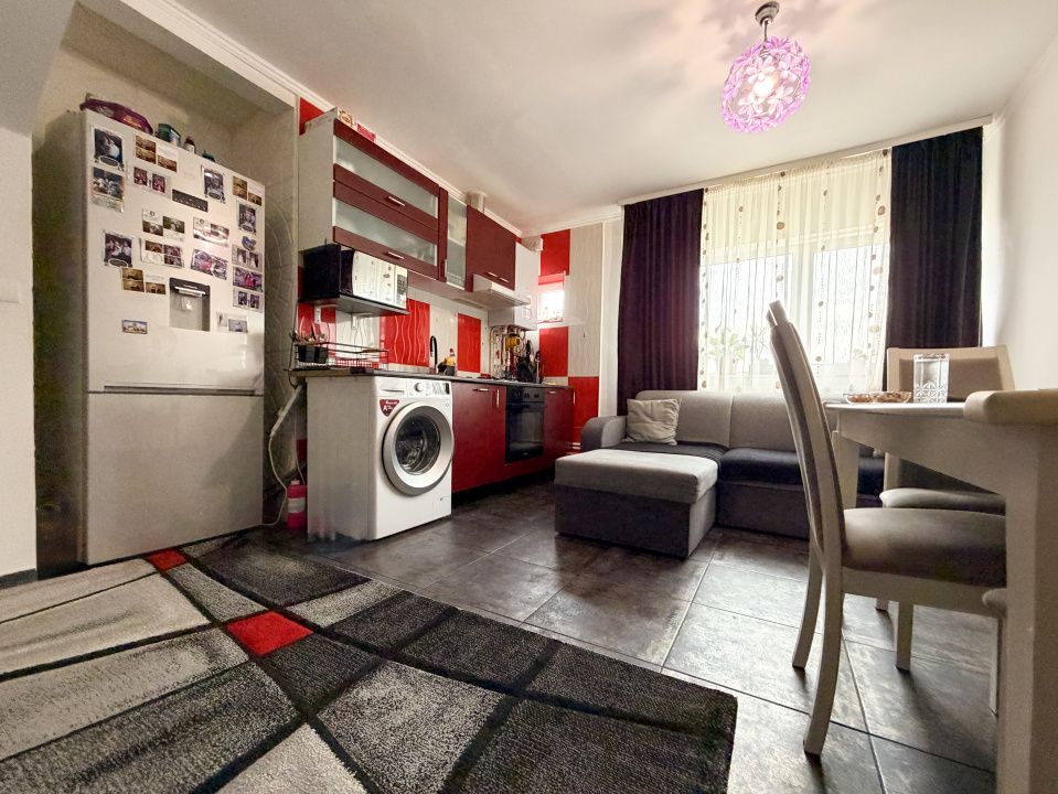 Apartament cu 2 camere de vânzare în Casa de Cultura, Constanța – fotografia 2 din 6