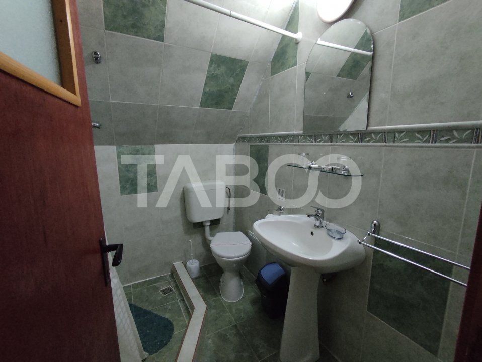 Hotel / pensiune cu 9 camere de vânzare în Fantanele – fotografia 17 din 35