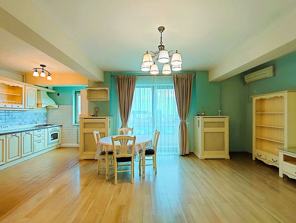 Apartament cu 3 camere de vânzare în Central, Mamaia-Sat – fotografia 7 din 27