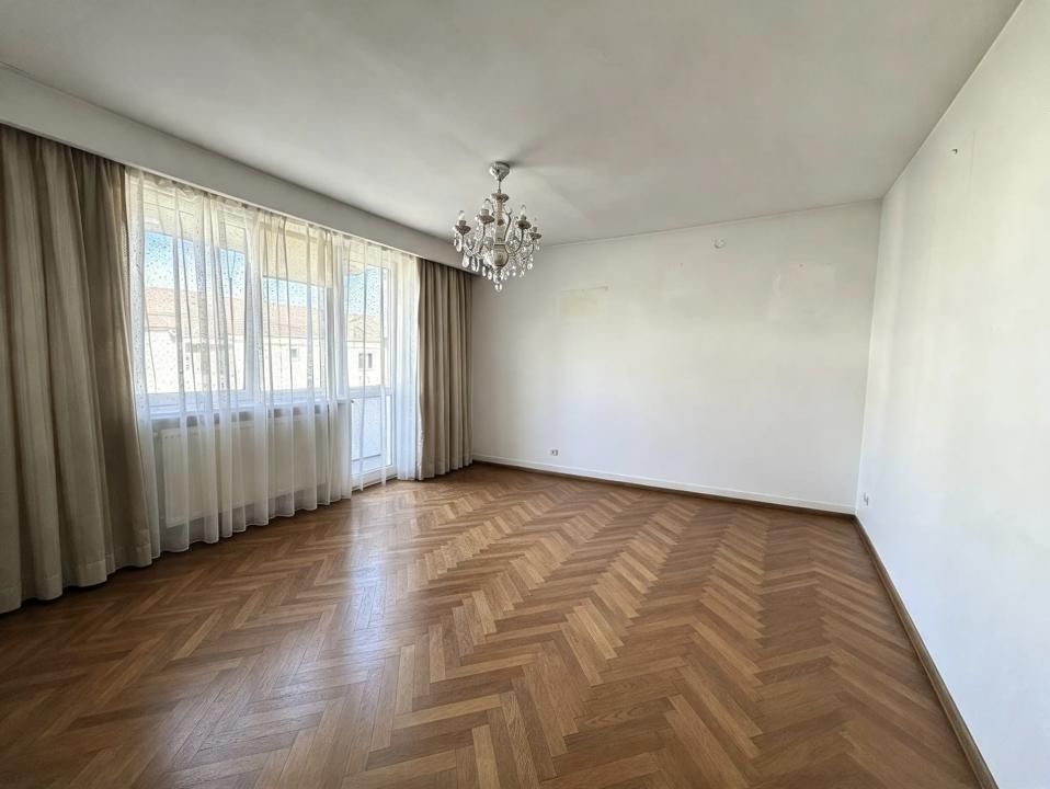Apartament cu 3 camere de vânzare în Hipodrom 2, Sibiu – fotografia 3 din 10