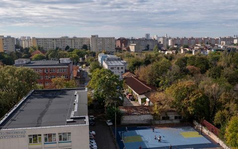 Apartament cu 3 camere de vânzare în Colentina, București
