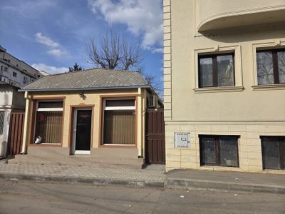 Casă cu 4 camere de vânzare în Ultracentral, Galați – fotografia 3 din 50