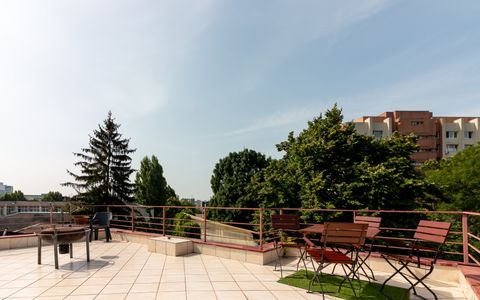 Hotel / pensiune cu 9 camere de vânzare în Unirii, București