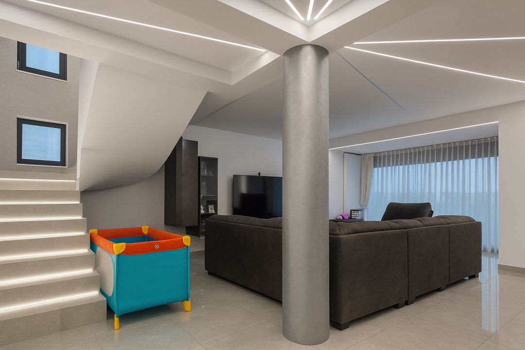 Casă cu 6 camere de vânzare în Domnești – fotografia 20 din 25