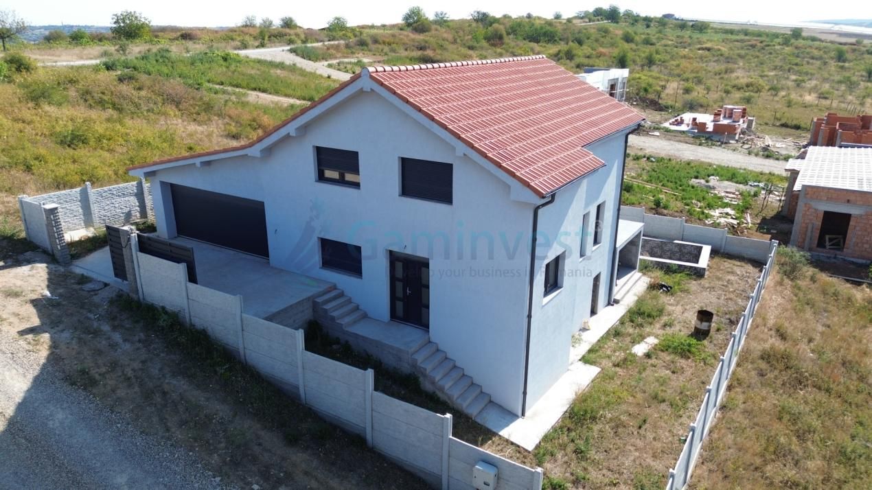 Casă cu 6 camere de vânzare în Central, Paleu – fotografia 6 din 25