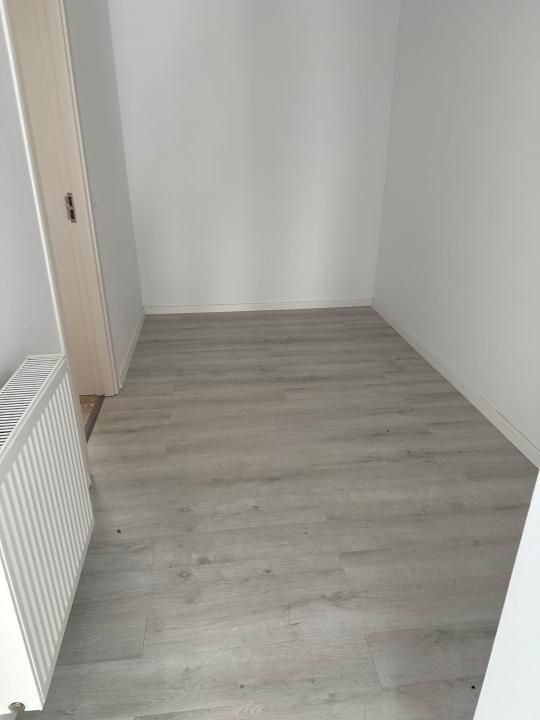 Casă cu 5 camere de vânzare în Dascalu – fotografia 7 din 33