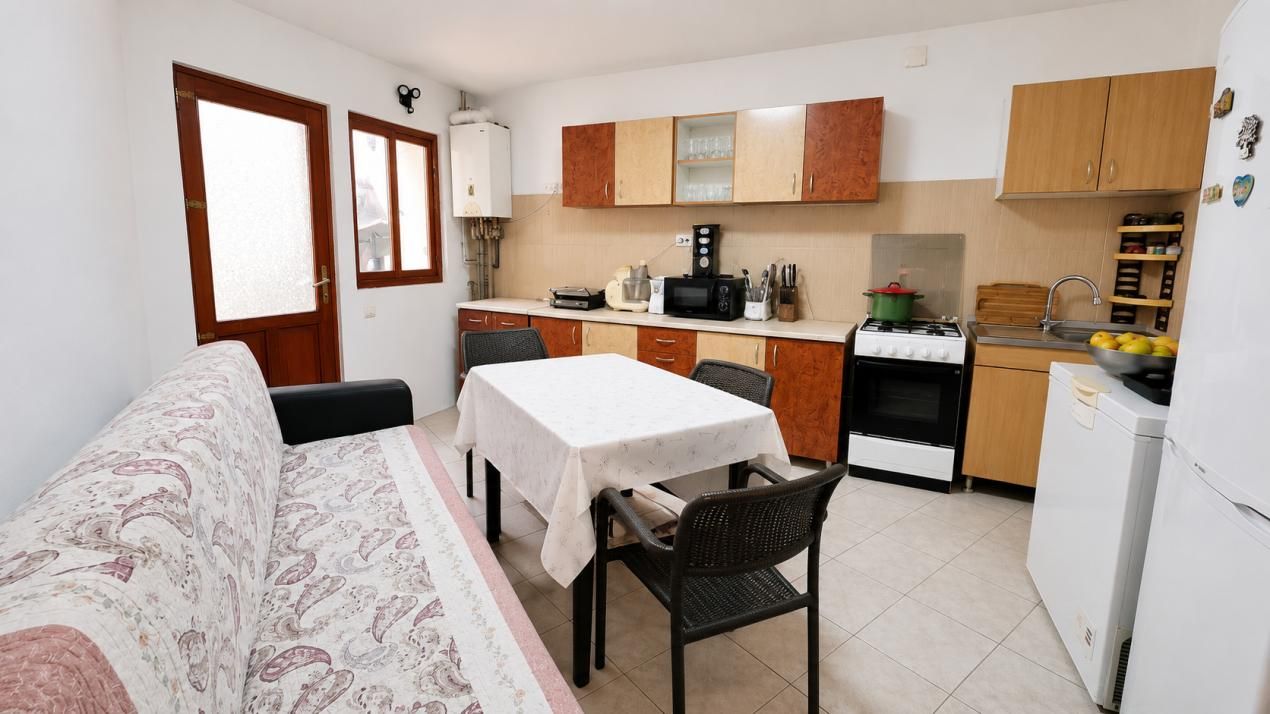 Casă cu 7 camere de vânzare în Pieptanari, București – fotografia 9 din 60