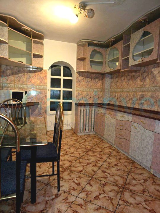 Apartament cu 3 camere de vânzare în Nufarul, Oradea – fotografia 2 din 16