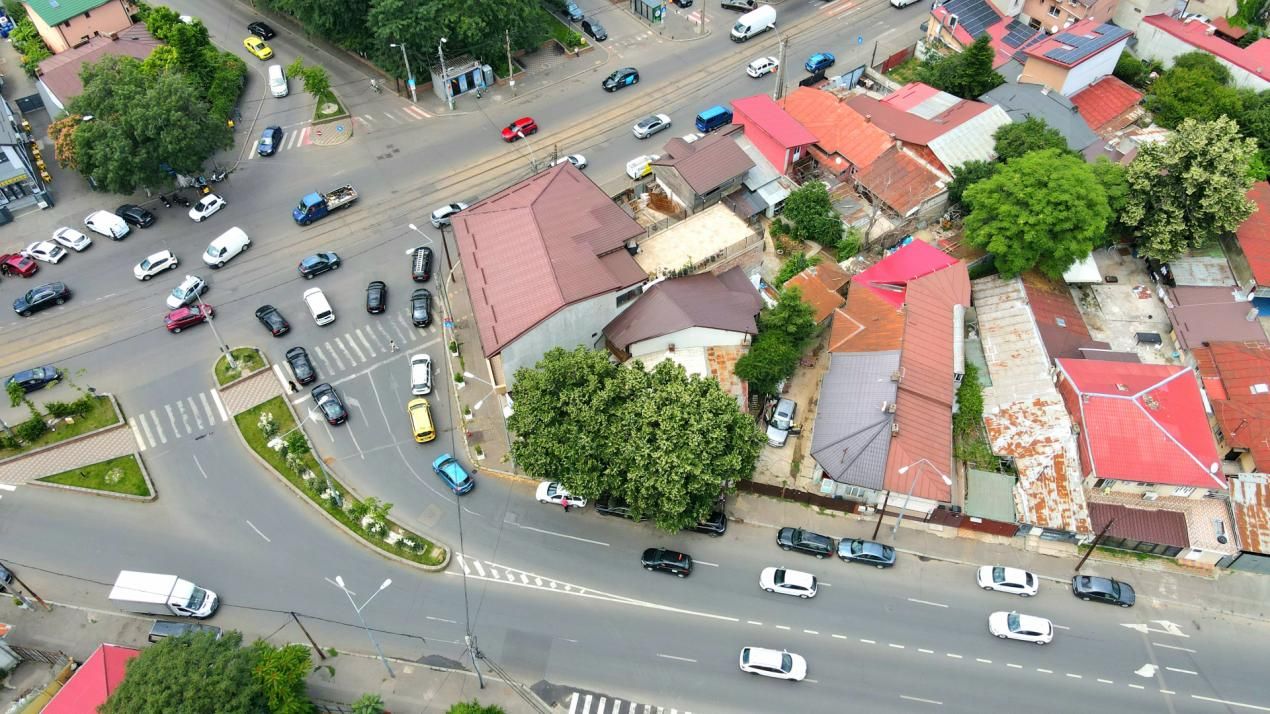 Casă cu 7 camere de vânzare în Pieptanari, București – fotografia 2 din 60