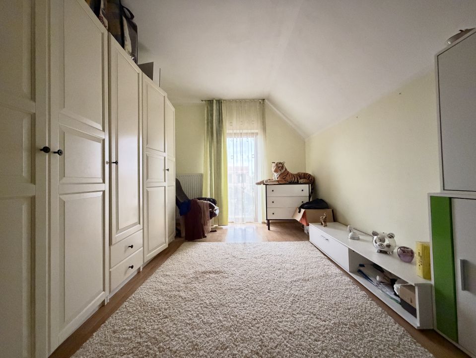 Casă cu 5 camere de vânzare în Central, Sânandrei – fotografia 14 din 22