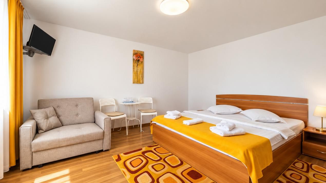 Casă cu 11 camere de vânzare în Central, Bușteni – fotografia 21 din 40