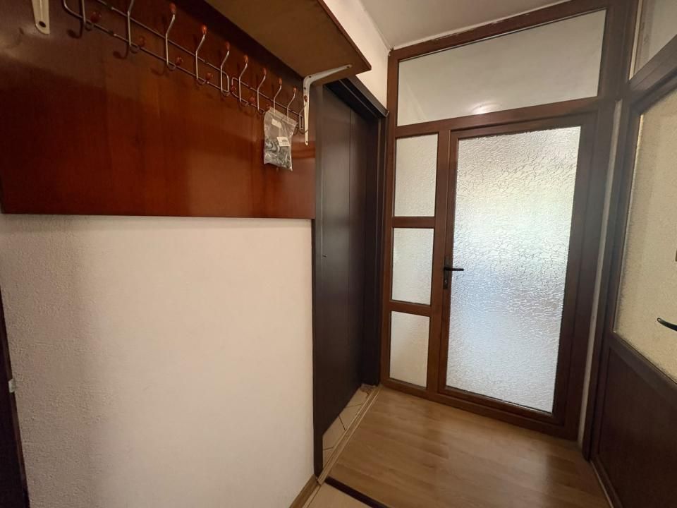 Garsonieră cu 1 cameră de închiriat în Central, Targu-Jiu – fotografia 3 din 8