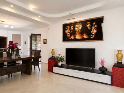 Casă cu 6 camere de vânzare în Buftea – fotografia 2 din 18