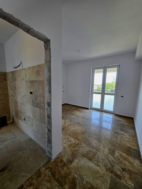 Casă cu 12 camere de vânzare în Faleza Nord, Constanța – fotografia 13 din 22