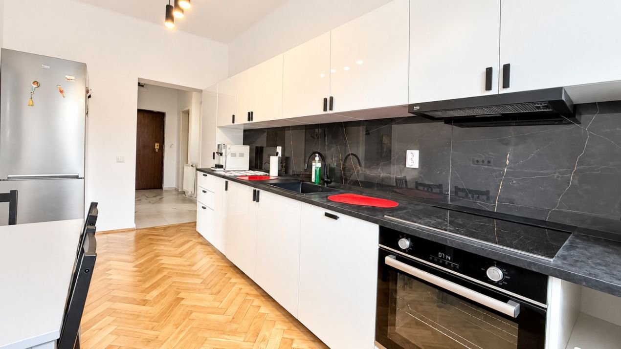 Apartament cu 3 camere de vânzare în Centru / Clinicilor, Cluj-Napoca – fotografia 9 din 18